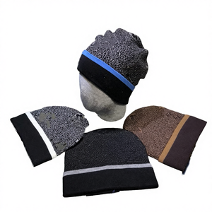 Gorro Casual Unisex de Acrílico con Bordado 3D y Estampado Digital, Estilo Red, Novedad de Otoño-Invierno para Comercio Exterior - Product Image 4