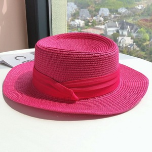 Nouveau style printemps-été : <span class=keywords><strong>Chapeau</strong></span> de soleil à dessus plat et large bord, <span class=keywords><strong>chapeau</strong></span> de <span class=keywords><strong>paille</strong></span> rond tendance pour femme avec accessoires - Product Image 6