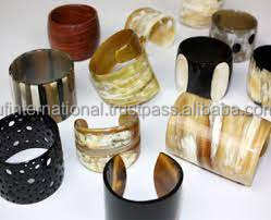 ชุดกำไลข้อมือเรซิ่นคุณภาพสูงและการออกแบบเรซิ่นที่ดีที่สุดสีดำธรรมชาติและใช้ด้วยมือพร้อมขัด - Product Image 5