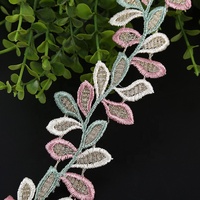 Dentelle soluble dans l'eau à broderie de feuilles quatre couleurs avec fil doré, accessoires vestimentaires pour textiles de maison, literie et artisanat