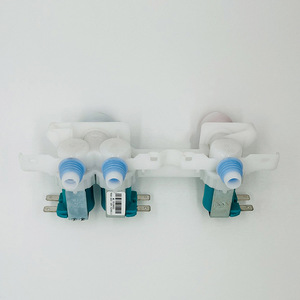 Válvula solenoide de entrada de agua para lavadora de tambor 33090102 5W, DC12V, dos entradas, tres salidas - Product Image 1