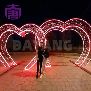 Luces LED Multicolor con Diseño de Corazón para Decoración Navideña y de Bodas, Clasificación IP54, Opciones de Temperatura de Color Múltiple - Product Image 6