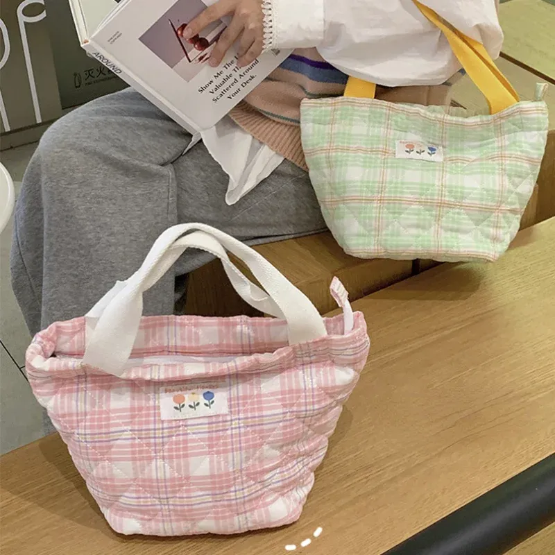 खाद्य भंडारण के लिए जिपर थर्मल बड़ी क्षमता वाले इंसुलेटेड बैग के साथ नया डिजाइन कोरियाई स्टाइल लंच कूलर टोट बैग