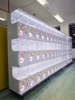 Nouvelle conception de machine à gachapon premium à jetons, distributeur de jouets avec quantité de jetons réglable, vente en gros