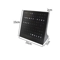 Mode créative LED Alphabet Horloge murale pour le bureau et l'étude Ornements de bureau pour l'affichage en anglais Chronométrage pour la lecture Table de temps
