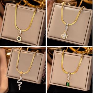 Cadena de hueso de serpiente de acero inoxidable para mujer y niña, collar de circón dorado de 18K, cadena de clavícula, Flor de Oro, joyería Vintage para hombre - Product Image 5