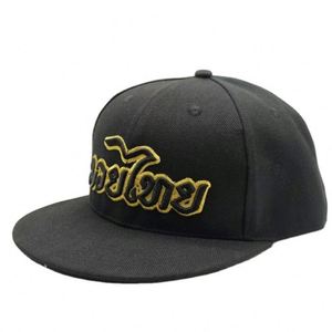 Gorra Snapback Negra al por Mayor con Visera Plana, Gorra de 6 Paneles con Visera Redonda de Acrílico, Bordado Dorado Personalizado - Product Image 1