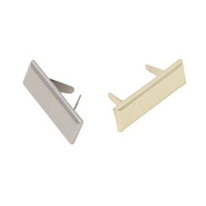 Étiquettes de <span class=keywords><strong>bagages</strong></span> <span class=keywords><strong>personnalisées</strong></span> en métal Nolvo World, 4 couleurs, 36*12 mm, plaque rectangulaire, logo de marque gravé, étiquette personnalisée pour sac - Product Image 6