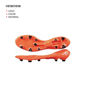 Vente en gros de chaussures de football en Tpu personnalisées semelle de chaussures de football unisexe antidérapante et portable - Product Image 3