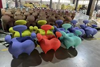 Canapé Balancelle Magique de Luxe en Cuir, Style Designer Moderne, Fauteuil Simple à Blocs de Couleurs pour Salon