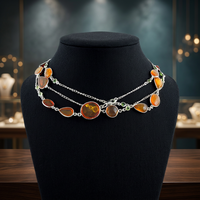 Collier Statement Multicouche en Ambre Art Palace avec Pendentif Goutte d'Eau Sertie, Chaîne Plaqué Argent, Bijou Tendance pour Femme, Idéal Cadeau