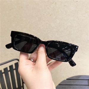 Lunettes de soleil polarisées unisexes carrées UV400 à monture intégrale avec logo personnalisé, marque OEM, origine Guangdong, protection extérieure - Product Image 6
