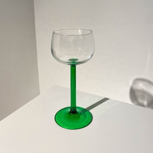 <span class=keywords><strong>Verre</strong></span> <span class=keywords><strong>à</strong></span> Champagne Vintage pour Dame, <span class=keywords><strong>Verre</strong></span> <span class=keywords><strong>à</strong></span> <span class=keywords><strong>Vin</strong></span> Rouge Doux Émeraude, Cadeau Vintage, <span class=keywords><strong>Verre</strong></span> en Cristal, Tige Verte Verte, Gobelet - Product Image 1