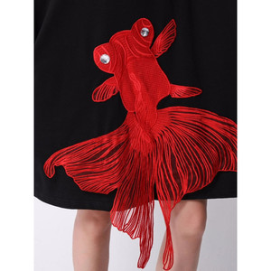 ชุดเดรสปักลายปลาทองคิงโย - Product Image 3