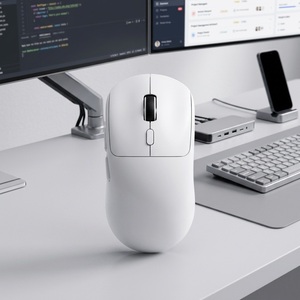 Ratón inalámbrico ligero para juegos en línea, 6400DPI, recargable, con tres modos - Product Image 1