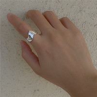 Ada Jewelry Anillo de Plata para Mujer, Diseño Ondulado Simple y Resistente de Plata de Ley S925, Anillo de Eternidad