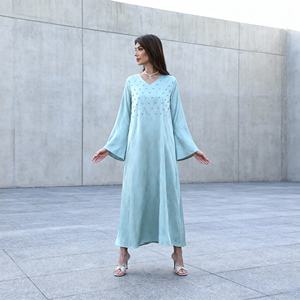 Abaya de luxe en polyester avec strass thermocollants pour femmes musulmanes, personnalisable, OEM, vente en gros - Product Image 3