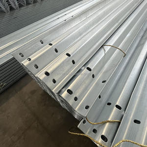 <span class=keywords><strong>EN</strong></span> <span class=keywords><strong>1317</strong></span>, AASHTO M180 Guardrail in acciaio rinforzato per sicurezza stradale ad alta velocità personalizzato Q235, Q345, Q355 - Product Image 2