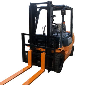 Chariot élévateur diesel d'occasion 3 tonnes, haute efficacité, bon état, origine Japon, outils de levage à bas prix - Product Image 1