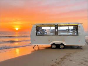 Food Truck 2-en-1 Café & BBQ avec Bar à Expresso de Jour, Grill Fumoir de Nuit, Cuisine Mobile Polyvalente pour un Profit Maximal - Product Image 1