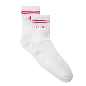 Calcetines Deportivos Cortos para Hombre, Logotipo Personalizado, Algodón con Bordado de Moda, Diseño Jacquard de Punto, Temporada de Primavera, Sin Pedido Mínimo - Product Image 4