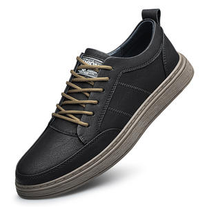 Chaussures décontractées pour hommes avec bande élastique, chaussures en cuir surdimensionnées, chaussures de sport décontractées confortables et respirantes en cuir de vachette pour hommes - Product Image 1