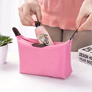 Sac de toilette portable pour femmes de différentes couleurs - Product Image 2