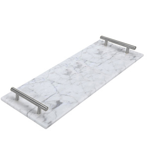 Vassoio rettangolare in marmo con manici in metallo 40x20 cm per servire e per uso in cucina - Product Image 1