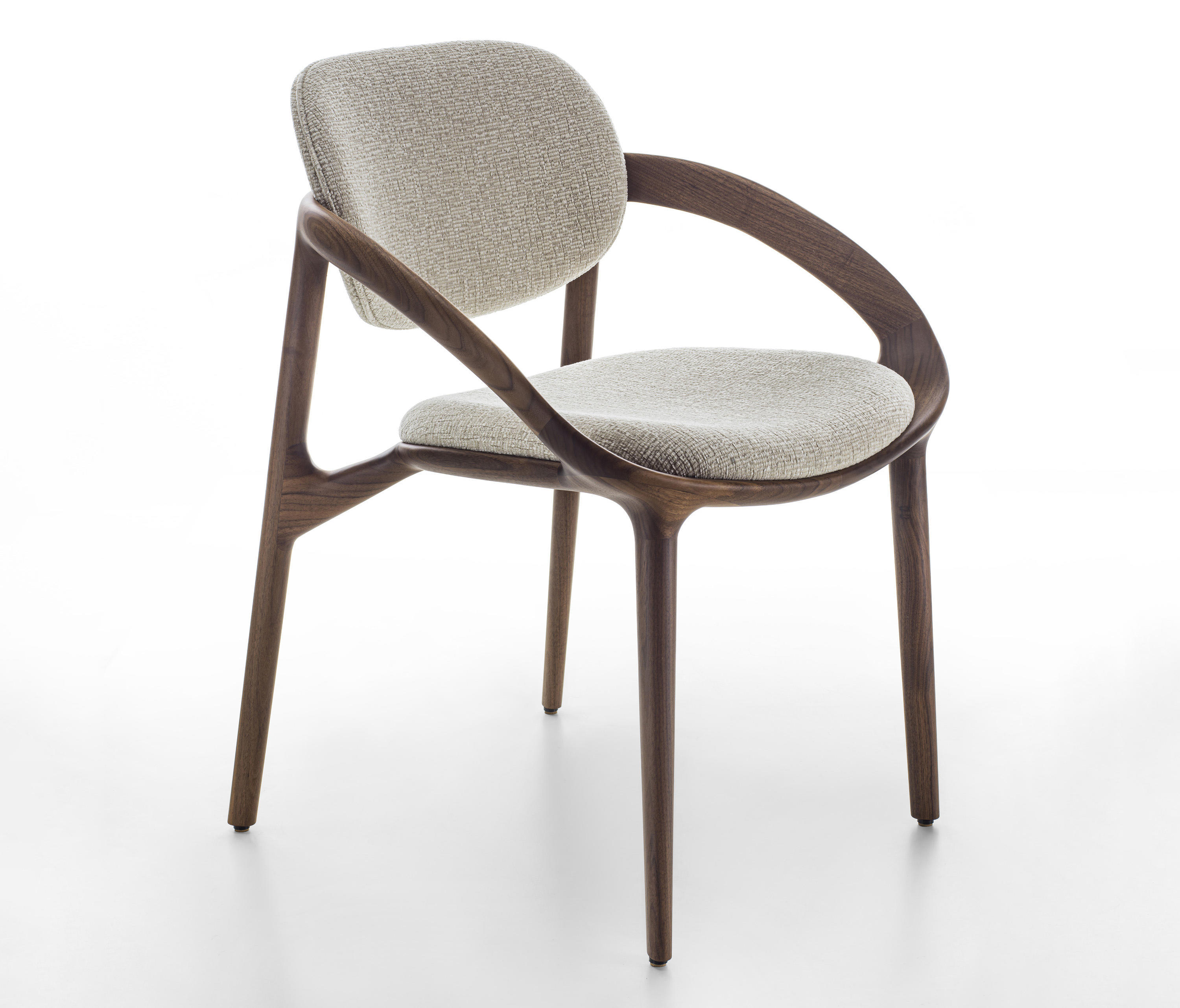 Chaise en bois massif