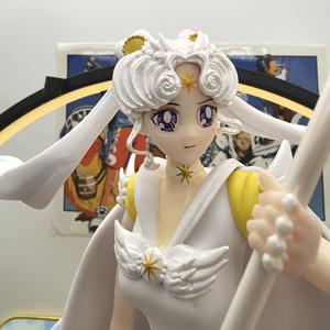 ฟิกเกอร์เซเลอร์มูน คอสมอส รูปแบบสุดท้าย อุซากิ ซึกิโนะ พร้อมฟิกเกอร์เซเลอร์ ชิบิ ชิบิ แบบพีวีซี ของสะสม กล่องของขวัญ - Product Image 4