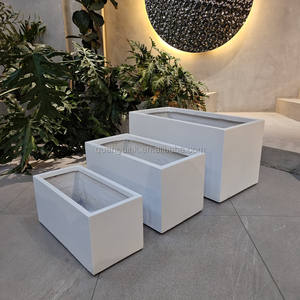 Ensemble de pots de fleurs géants d'extérieur légers et résistants, vente d'usine pour la décoration de jardin, de maison et de pépinière, utilisation au sol - Product Image 1