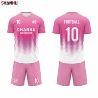 Chine Vintage Classique Rétro Football T-Shirts Brighton Croatie Maillots Hommes Football Chemise Football Allemagne Football Porter Jersey