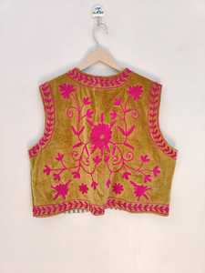 Chaqueta Bomber de Terciopelo Suzani Bordada a Mano, Reversible, Ecológica, Transpirable, de Manga Corta, Diseño Floral, para Invierno - Product Image 6