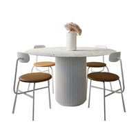 Bureau moderne convertible en panneaux de bois sur mesure avec hauteur réglable pour usage commercial