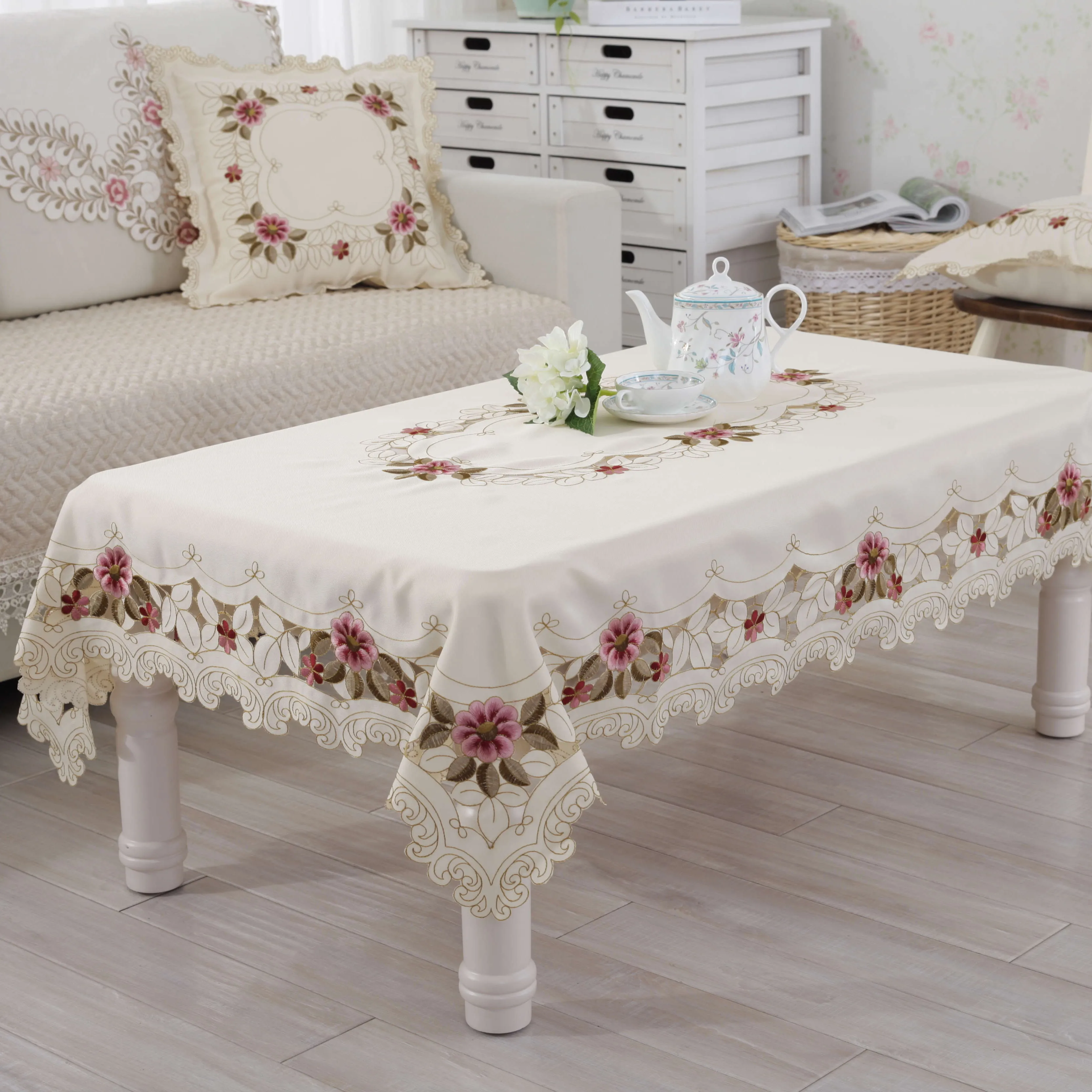 Chinese Embroidered Tablecloth Cloth Art Pastoral Tablecloth Cotton Linen Tablecloth Small Fresh And Simple Round Table Cloth