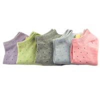 Chaussettes en pur coton pour femmes filles Design exclusif avec logo personnalisé Style décontracté Vêtements d'hiver du Bangladesh Prix compétitif