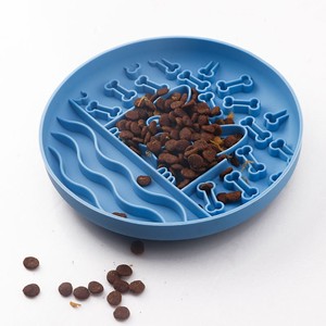 Bol de léchage pour animaux de compagnie avec logo personnalisé, couleurs au choix, mangeoire lente, tapis de léchage à ventouse, tapis de léchage pour chien et chat, motif dessin animé, bol de léchage - Product Image 1