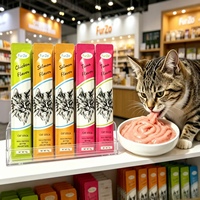 Nourriture humide pour chats en gros d'usine, personnalisable, sous marque, en bâtonnets, snacks riches en protéines, variété de saveurs, aliments pour animaux de compagnie