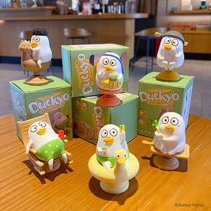 Juguete de Pato Balancín Duckyo Friends, Decoración de Escritorio de PVC con Diseño de Dibujos Animados, Regalo Antiestrés para Adultos y Niños - Product Image 4