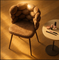 Chaise d'appoint simple au design moderne de luxe pour la chambre des filles Salon de manucure Fauteuil à cadre en fer Chaise de toilette multicolore douce