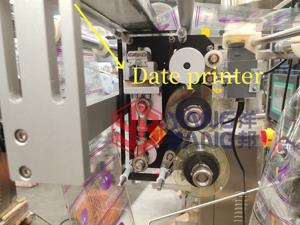 Machine à emballer verticale de <span class=keywords><strong>ketchup</strong></span> <span class=keywords><strong>Heinz</strong></span> de yaourt en sac de remplissage automatique prix d'usine YB-150J - Product Image 3