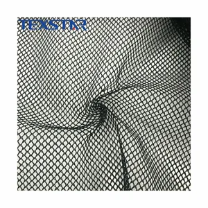 En gros 125GSM polyester tissu en maille de diamant pour les bagages