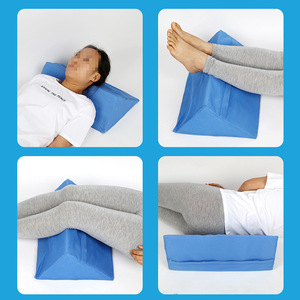 Matelas triangulaire anti-escarres 50x25x15cm en éponge haute densité pour la rééducation des personnes âgées - Product Image 2