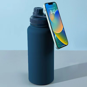Gourde isotherme durable en acier inoxydable 304 de 18 oz et 32 oz, à double paroi sous vide, avec personnalisation de marque et support de téléphone Magsafe - Product Image 5