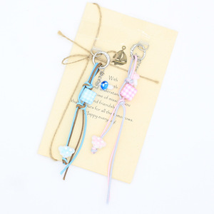 Cordón para teléfono hecho a mano con hilo encerado, cuentas a cuadros y dijes <span class=keywords><strong>de</strong></span> hongos, para bolso o llavero, Primavera 2025 - Product Image 3