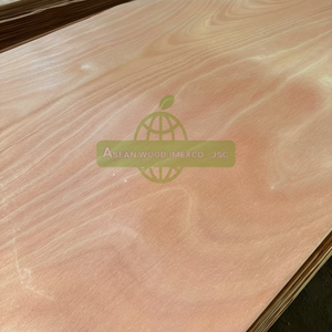 Placage de visage d'okoumé moderne de l'usine du Vietnam Fournisseur de bois de l'ASEAN pour les surfaces en contreplaqué Portes et intérieurs - Product Image 1