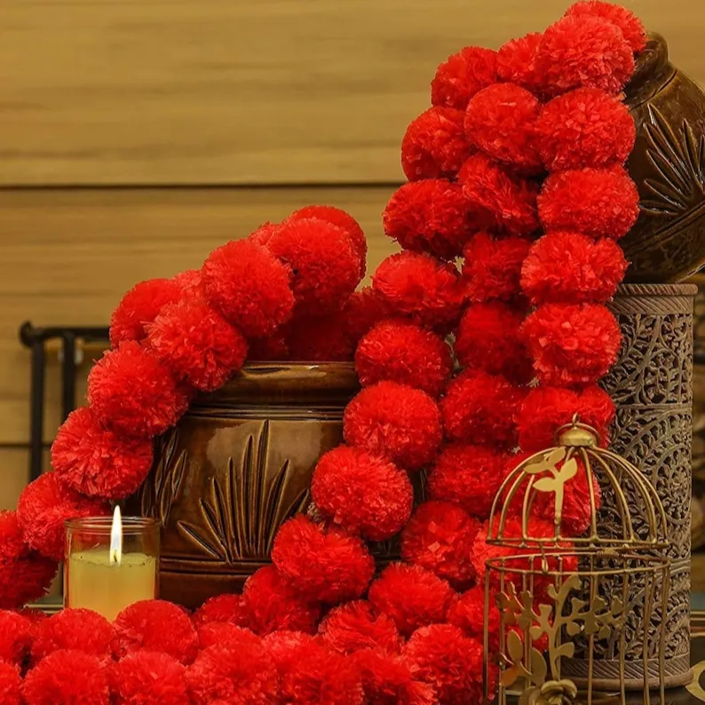 लाल रंग भारतीय कृत्रिम फूल माला स्ट्रिंग्स के लिए सजावट असली लग फूल हस्तनिर्मित थोक उत्पाद