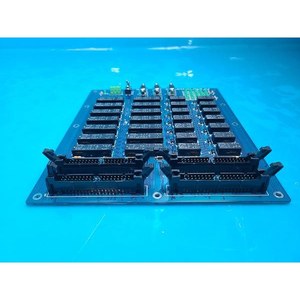 Cymechs SB_PM_INTERLOCK_BOARD V1.2 Placa de Control de Interbloqueo Usada Como Nueva, Piezas de Equipos Semiconductores Legados - Product Image 2