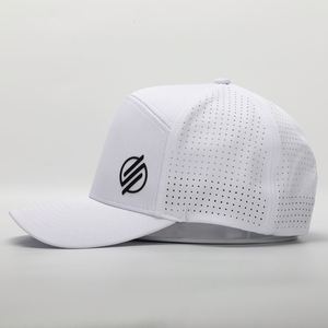 Casquettes de baseball personnalisées de haute qualité à 7 panneaux, en caoutchouc blanc, avec logo imprimé, visière incurvée, fermeture à pression, découpe au laser, trous perforés - Product Image 3