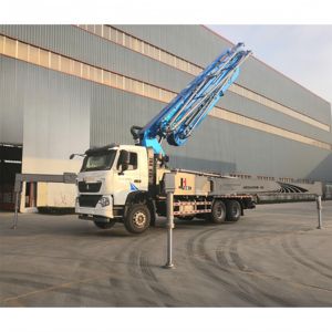 JIUHE, el Camión Bomba de Concreto Más Vendido de 47m 48m con Control Remoto, Nuevo Camión Bomba de Concreto en Venta - Product Image 5